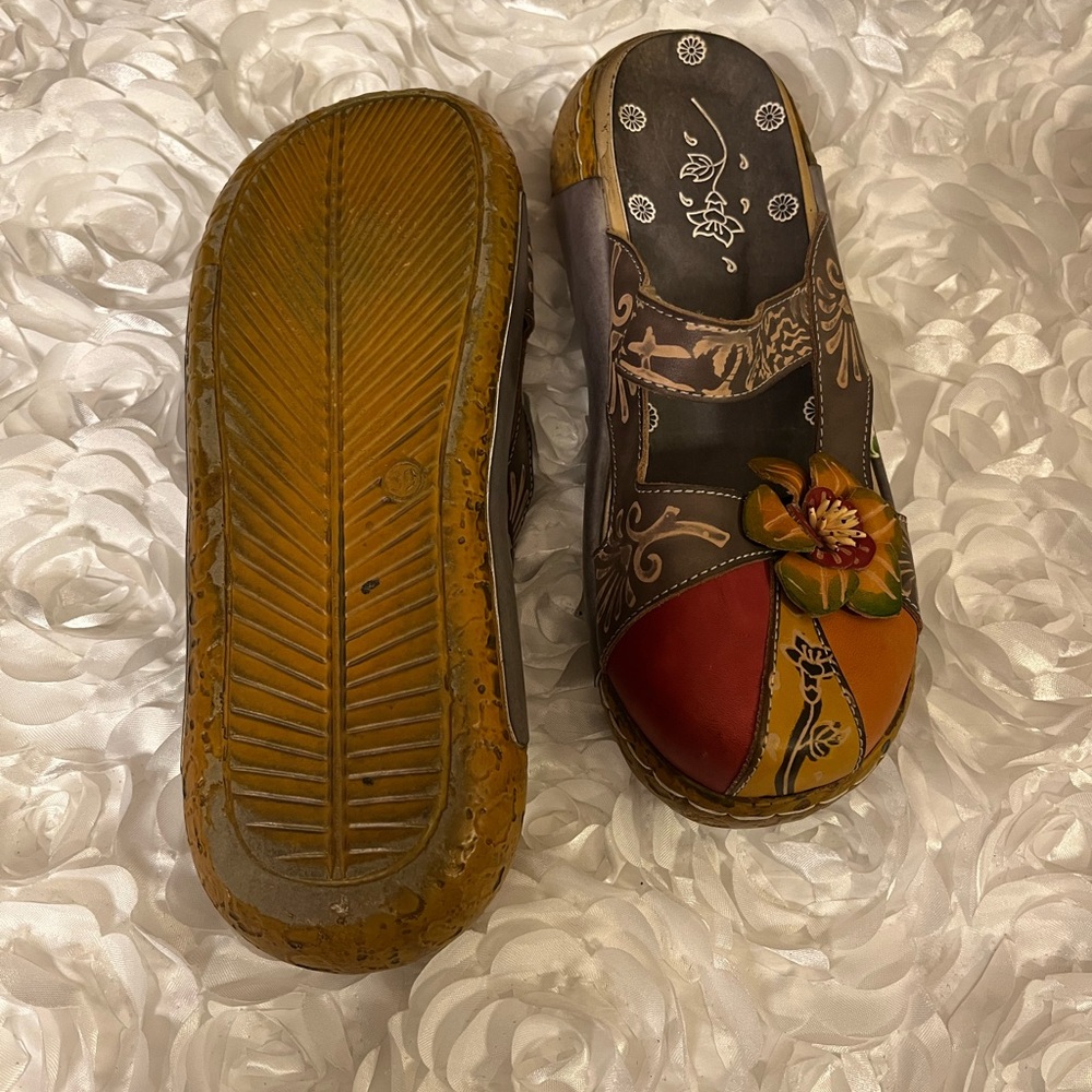 Vintage flower clogs - Picture 2 of 4